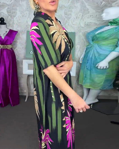 Lässiges Kleid mit Blattdruck, Schlitz, kurzärmlig und locker